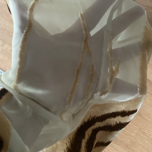 Victoria’s Secret lounge set - Picture 8 of 12